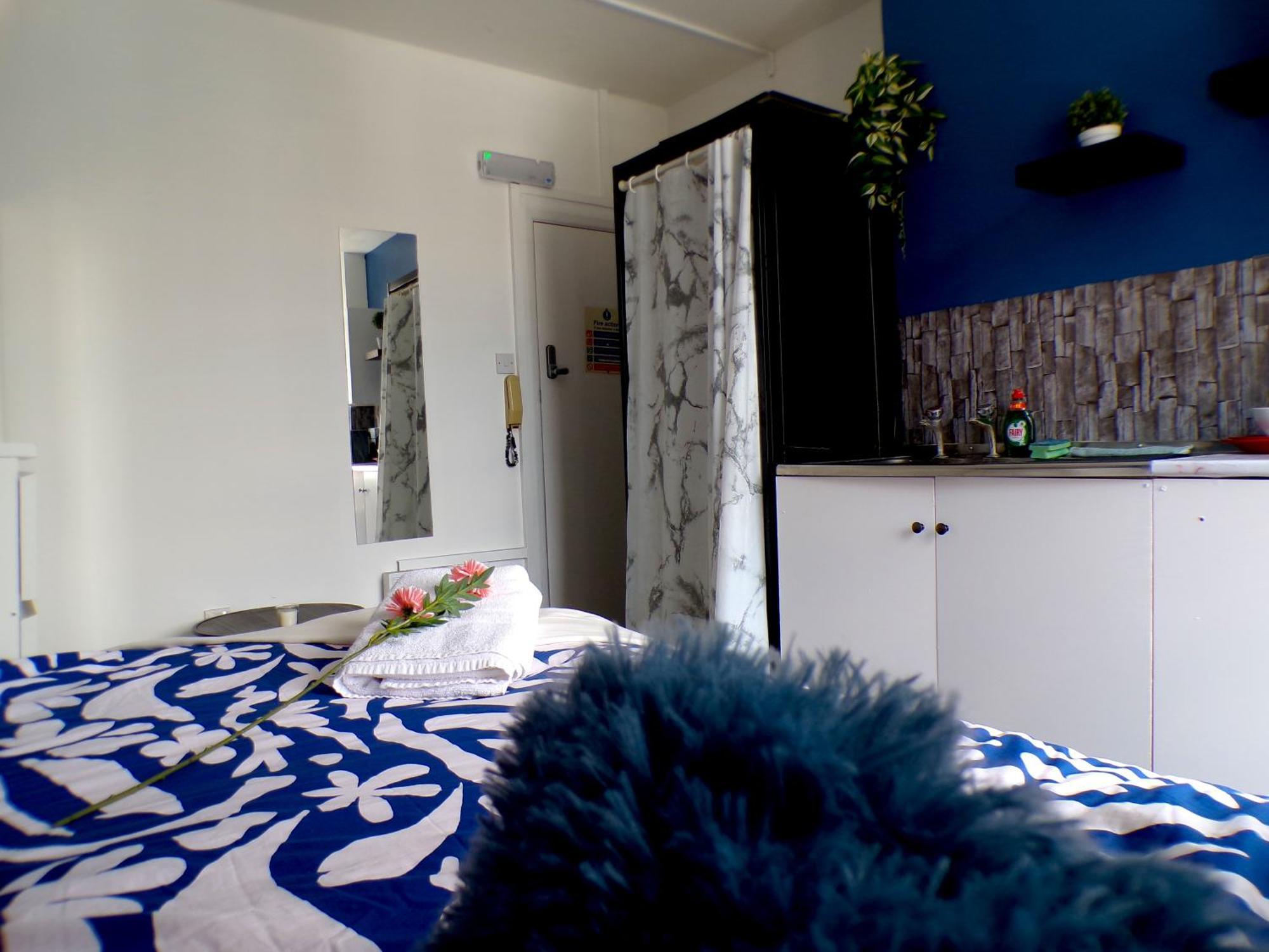 West Kensington - Santorini Apartments Лондон Экстерьер фото